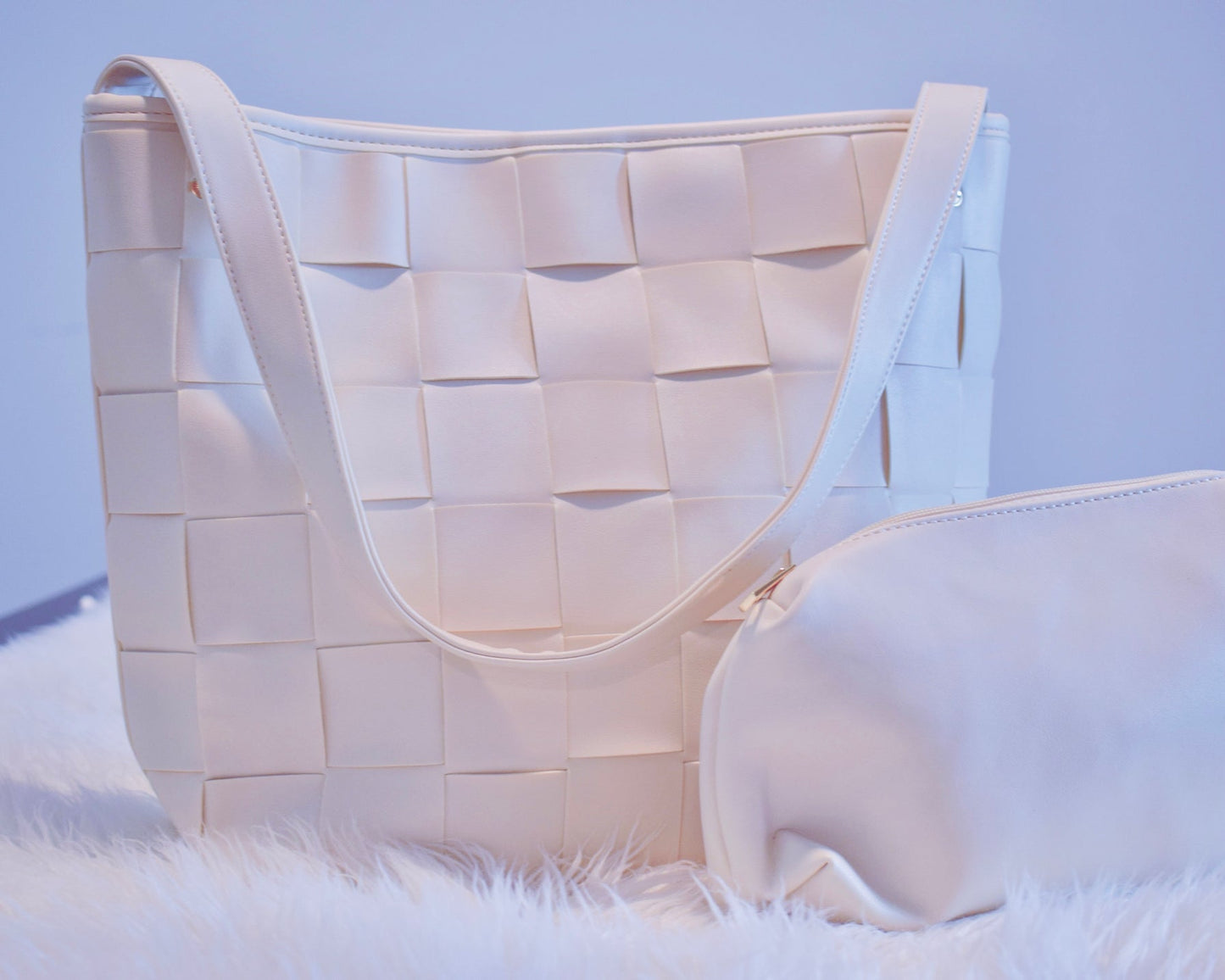 White Success Woven Clutch And Tote Bag